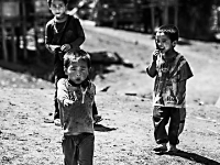 2015-04-29-6535 web 240 Laos Mountain side